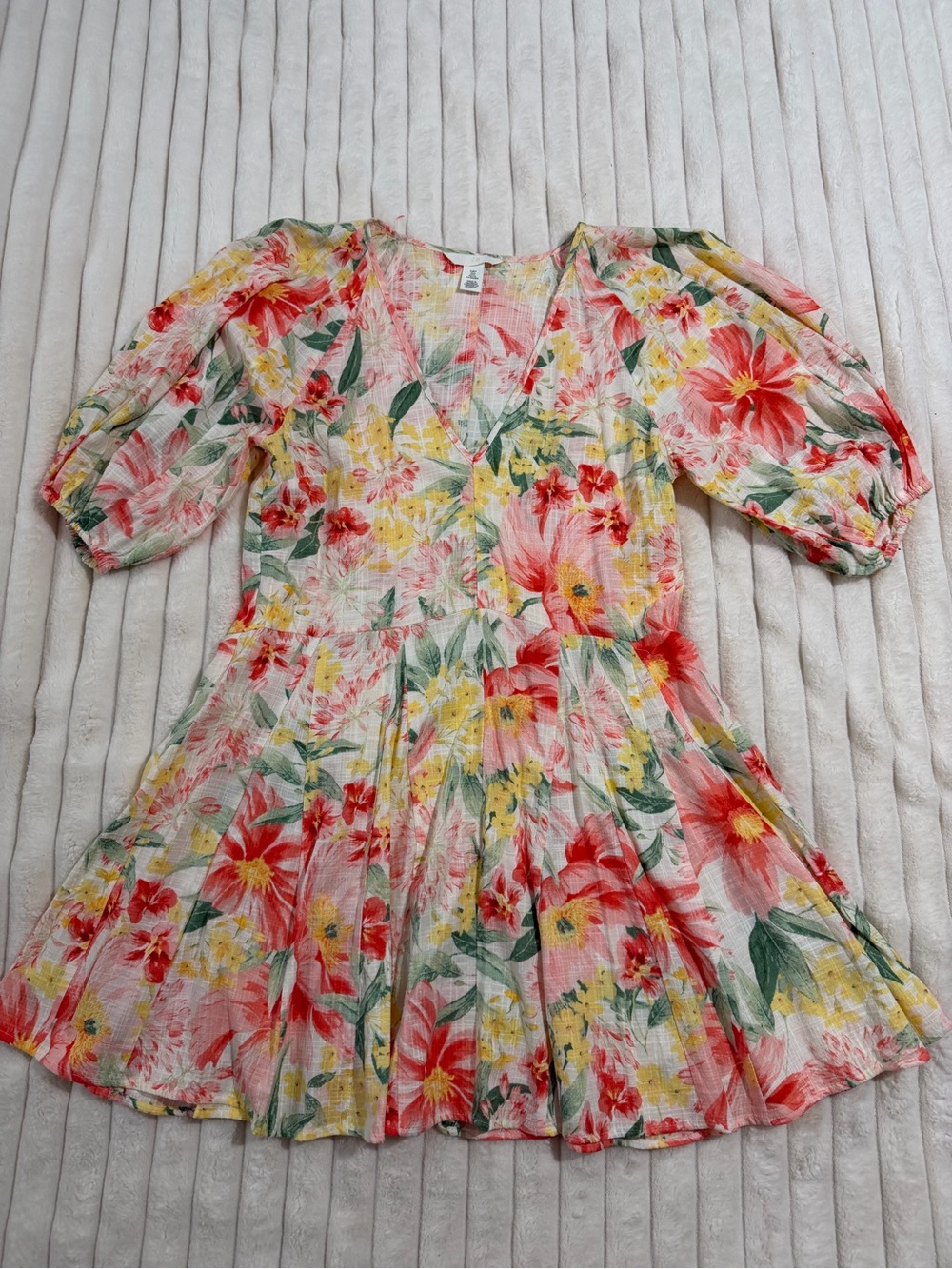 H&M Coral, Yellow & Green Floral V-Neck Casual Dress
